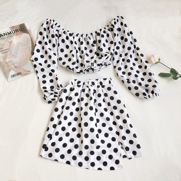 Női szett blúz leesett váll és magas derékú szoknya