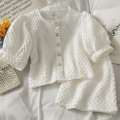 Uue mudeli naiste komplekt kahest osast - seelik ja särk