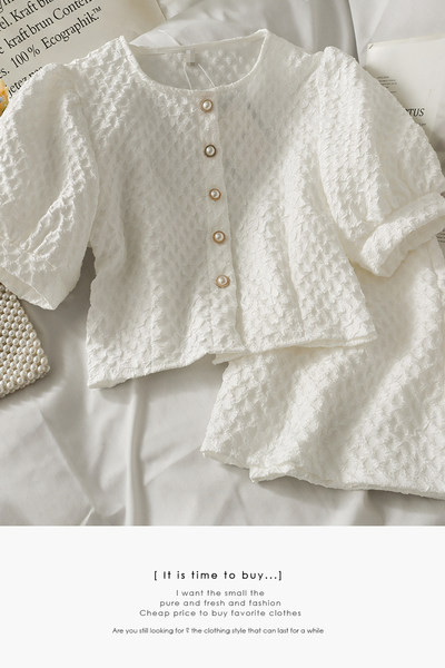 Uue mudeli naiste komplekt kahest osast - seelik ja särk