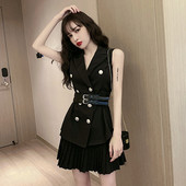 Moodne suvine komplekt - vest vöö ja plisseeritud seelikuga