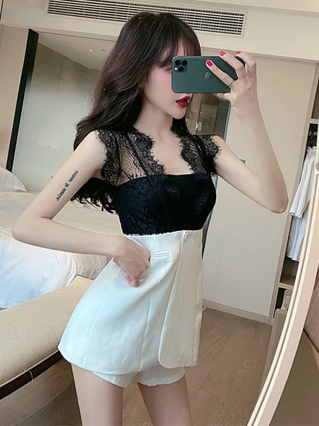 Vasaras komplekts - mežģīņu tops un šorti