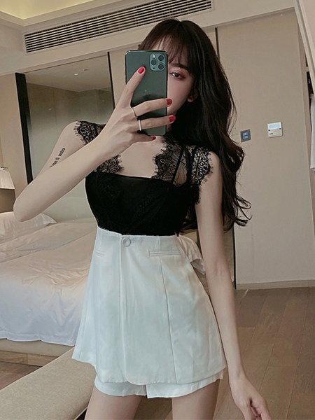 Vasaras komplekts - mežģīņu tops un šorti