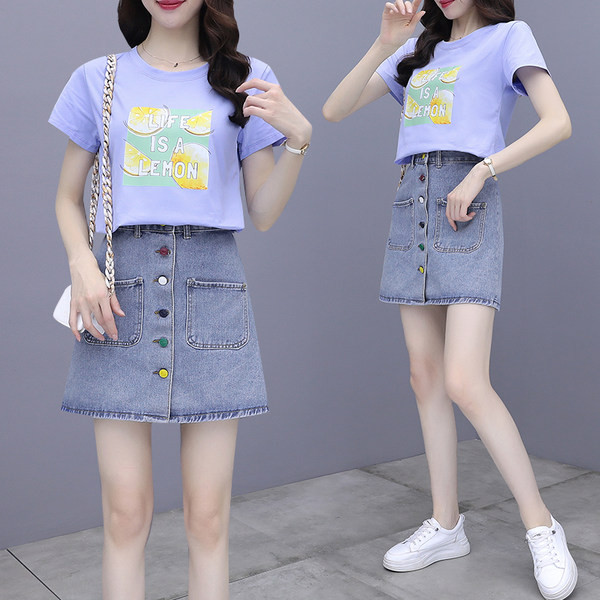 Naiste vabaaja aplikatsiooniga t-särgi ja nööpidega teksaseeliku komplekt