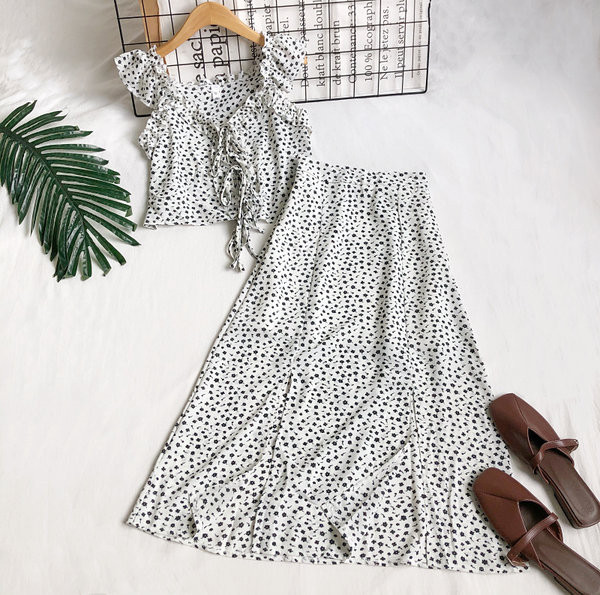 Naiste komplekt lühike pluus V-kaelusega ja pika seelikuga