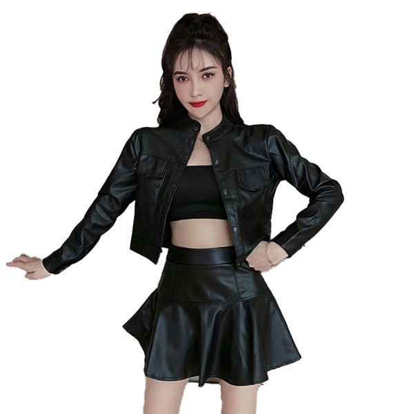 Uue mudeli kevadkomplekt - jope ja lõikega seelik