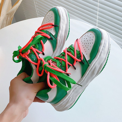 Női alkalmi tornacipő színes nyakkendőkkel, lapos talppal