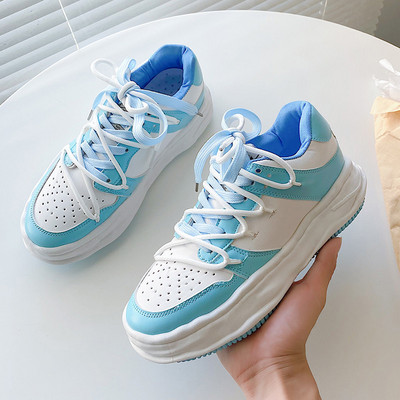 Női alkalmi tornacipő színes nyakkendőkkel, lapos talppal