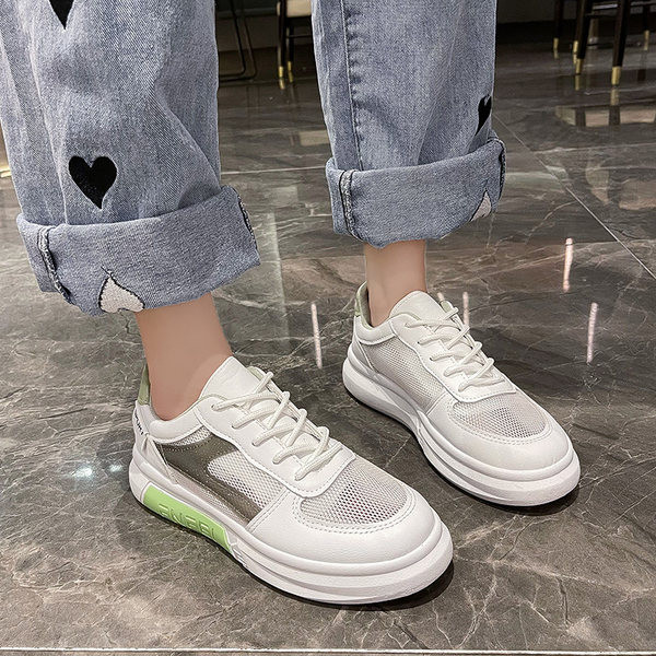 Naiste vabaaja paeltega hingavad tossud - kahte värvi