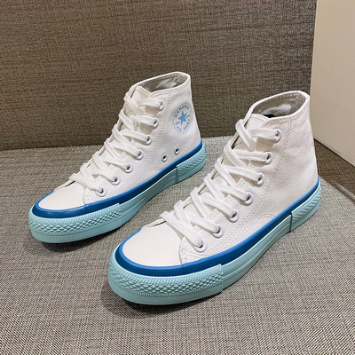 Lameda tallaga tekstiilist tossude uus mudel naistele