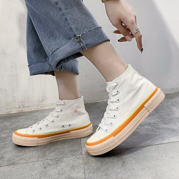 Lameda tallaga tekstiilist tossude uus mudel naistele