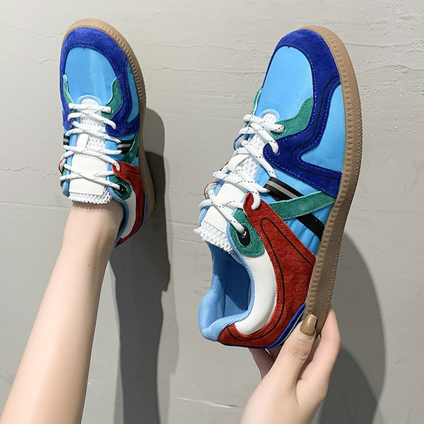 Ikdienas kedas sievietēm no eko ādas un sieta auduma