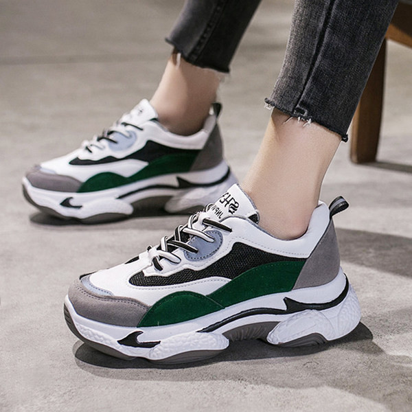 Φθινοπωρινά αθλητικά παπούτσια από οικο σουέτ με τραχιά σόλα