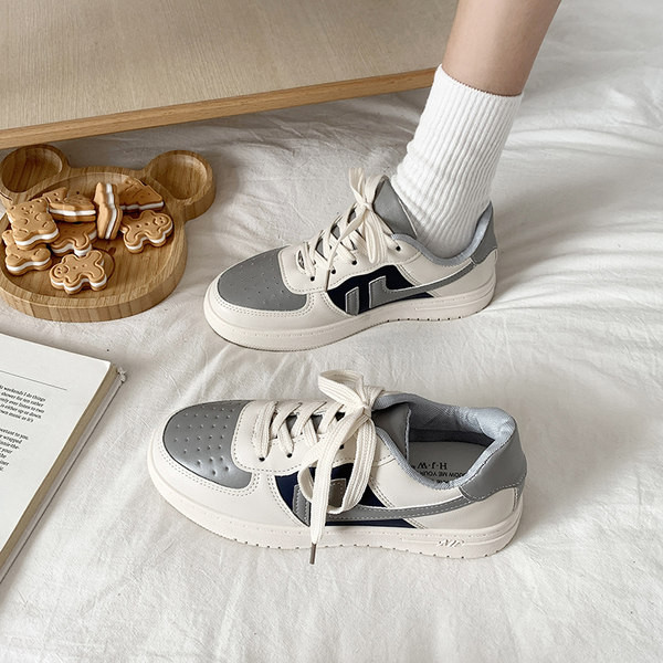 Ikdienas kedas no eko ādas - sievietēm