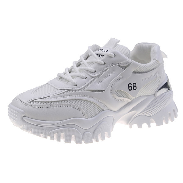 Kaasaegsed kareda tallaga vabaaja tossud