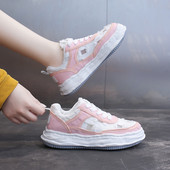 Lameda tallaga tekstiilist vabaaja tossud