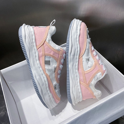 Lameda tallaga tekstiilist vabaaja tossud