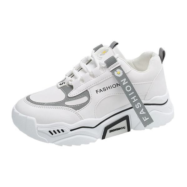 Tikitud lille ja pealdisega naiste tossud