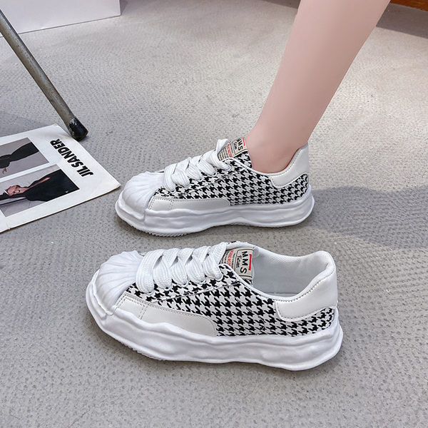 Ikdienas sieviešu kedas ar dzīvnieku apdruku un saitēm