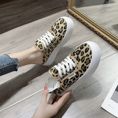 Naiste tekstiilist kõrge platvormi ja paeltega tossud