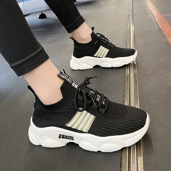 Tekstila vasaras kedas ar raupju zoli