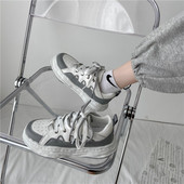 Sieviešu ikdienas kedas ar plakanu zoli divās krāsās