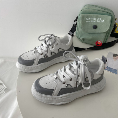 Sieviešu ikdienas kedas ar plakanu zoli divās krāsās