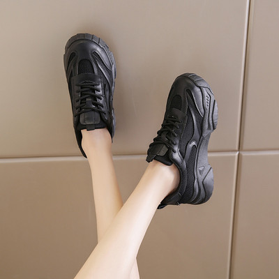 Kareda tallavõrgu ja paeltega vabaaja tossud naistele