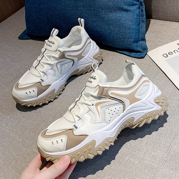 Sieviešu kedas ar raupju zoli - izgatavotas no eko ādas