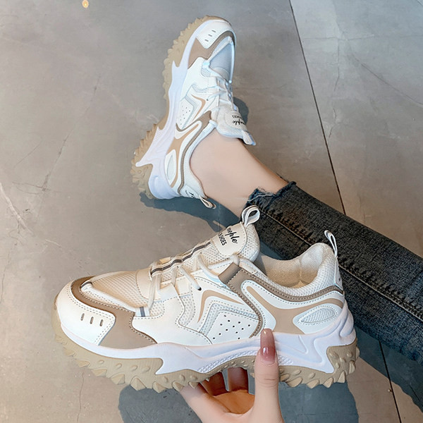 Sieviešu kedas ar raupju zoli - izgatavotas no eko ādas