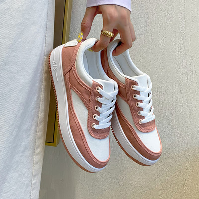 Naiste vabaaja tossud paeltega – mitmes värvitoonis