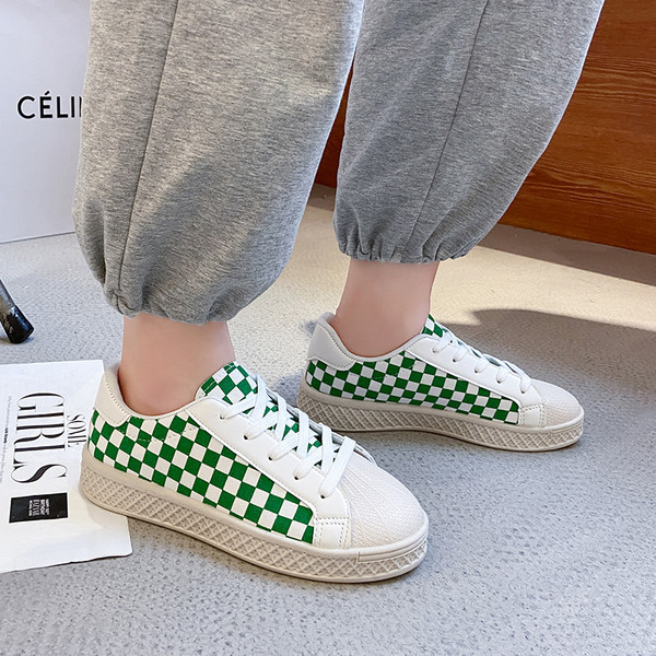 Lameda tallaga naiste ruuduliste tossude uus mudel