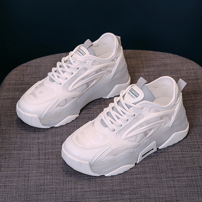 Naiste ümara mustriga hingavad tossud