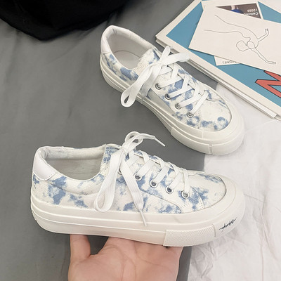 Naiste lõuendist värvitrükiga tossud