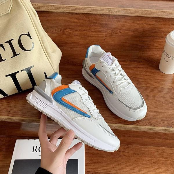 Légáteresztő női sportcipő fűzővel és lapos talppal