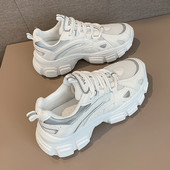 Kareda talla ja võrkkangaga moodsad naiste tossud