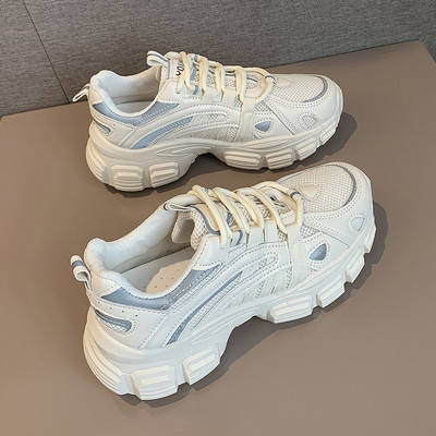 Kareda talla ja võrkkangaga moodsad naiste tossud