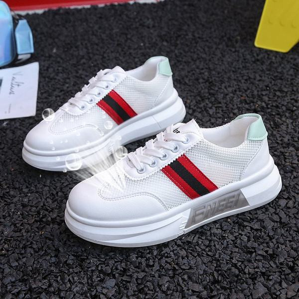 Νέο μοντέλο γυναικεία αθλητικά  παπούτσια με χρωματιστές ρίγες στο πλάι 