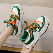 Perforeeritud ökonahaga vabaaja tossud