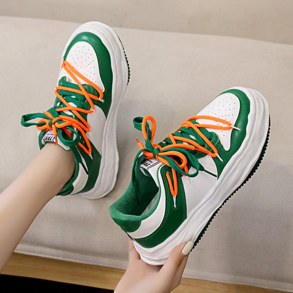 Perforeeritud ökonahaga vabaaja tossud