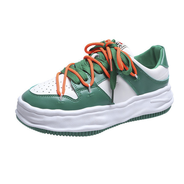 Värviliste lipsude ja kõrge tallaga naiste tossude uus mudel