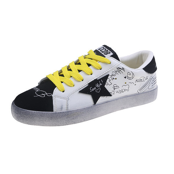 Sügisesed naiste tossud ökonahast kirjade ja embleemiga