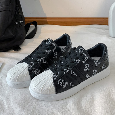 Έκο δερμάτινα γυναικεία αθλητικά παπούτσια με εφαρμογές