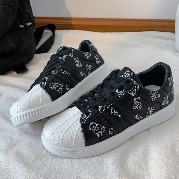 Έκο δερμάτινα γυναικεία αθλητικά παπούτσια με εφαρμογές