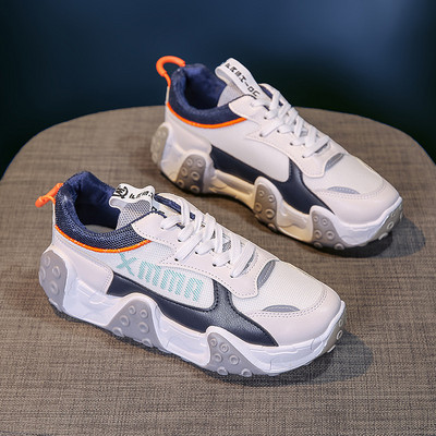 Lameda talla ja pealdisega sporditossud - naistele