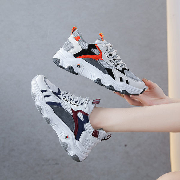 Naiste sporditossud 4 cm tallaga