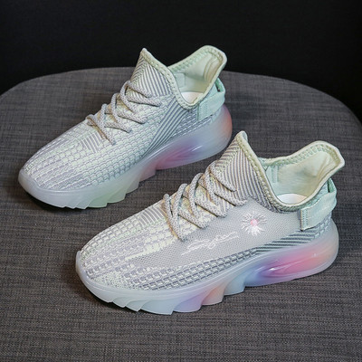 Καθημερινά πάνινα παπούτσια με πολύχρωμη σόλα