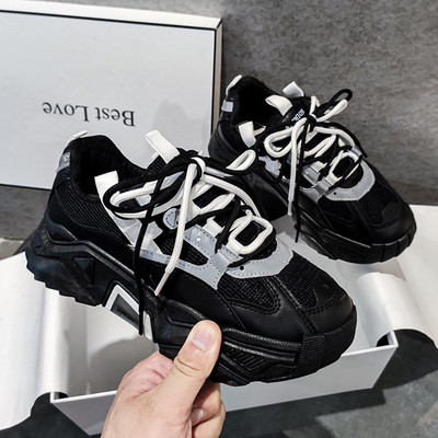 Uus mudel kareda tallaga sügistossud naistele