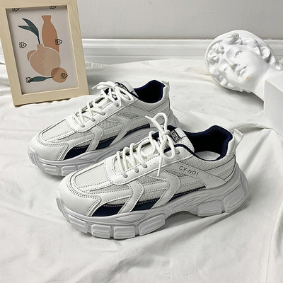 Γυναικεία αθλητικά παπούτσια από οικολογικό δέρμα με χρωματιστά κορδόνια