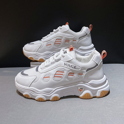 Új női tornacipő modell durva talppal és felirattal - eco bőr