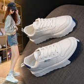 Naiste kunstnahast tossud kirjaga